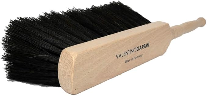 VALENTINO GAREMI Work Areas Cleaning Brush – Long Natural Horsehair | Heavy-Duty Garage, Workshop, Garden & Shed Brush | Beechwood Handle | Made in Germany