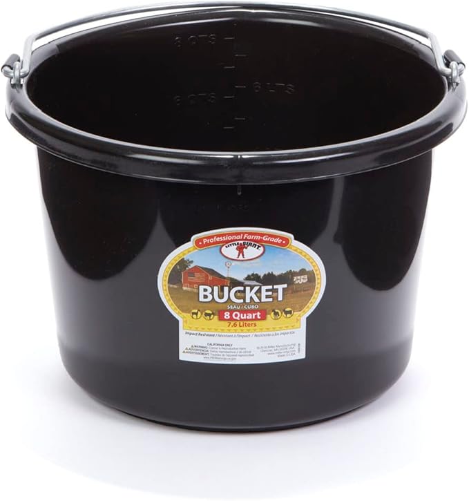 Little Giant® Plastic Animal Feed Bucket | Round Plastic Feed Bucket with Metal Handle | Made in USA | 8 Quarts | Black