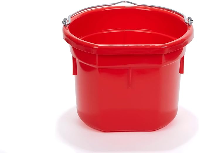 Little Giant® Flat Back Plastic Animal Feed Bucket | Animal Feed Bucket with Metal Handle | Horse Stall Feeding and Watering Supplies (Red, 8 Quart)
