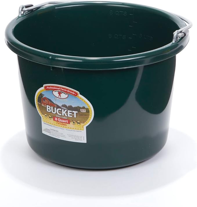 Little Giant® Plastic Animal Feed Bucket | Round Plastic Feed Bucket with Metal Handle | Made in USA | 8 Quarts | Green