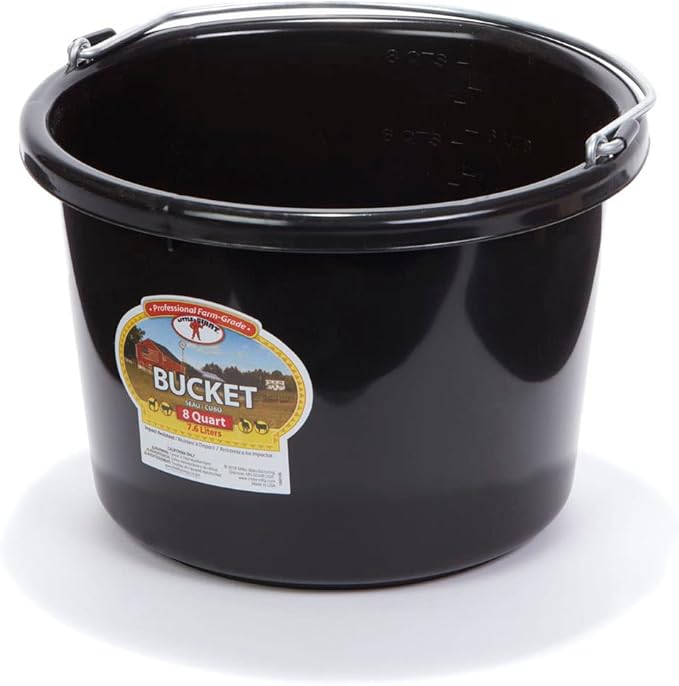 Little Giant® Plastic Animal Feed Bucket | Round Plastic Feed Bucket with Metal Handle | Made in USA | 8 Quarts | Black