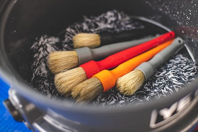 Detail Factory Boar Detailing Brush Set (red)