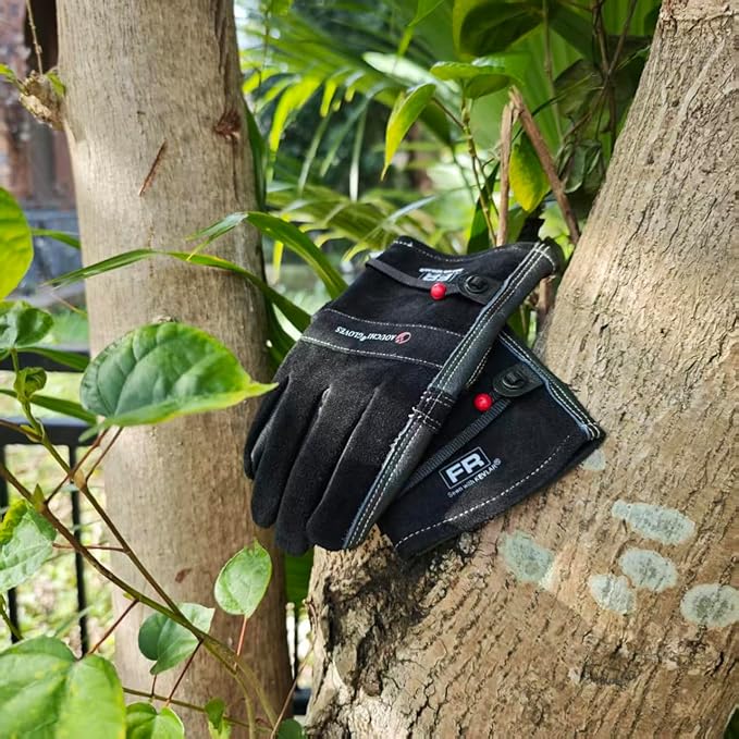Leather Work Gloves for Women with Cotton Lining, Thorn Proof Cactus Gardening Yard Work Gloves for Rose Pruning, TIG/MIG Welding, Construction, Heat-Resistant for Cooking, BBQ (Black, Small)