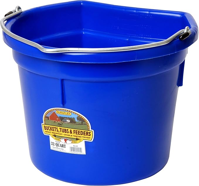 Little Giant® Flat Back Plastic Animal Feed Bucket | Animal Feed Bucket with Metal Handle | Horse Feed & Water Bucket | 22 Quarts | Blue