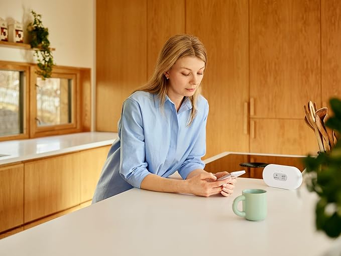 Airthings 2960 View Plus - Battery Powered Radon & Air Quality Monitor (PM, CO2, VOC, Humidity, Temp, Pressure)