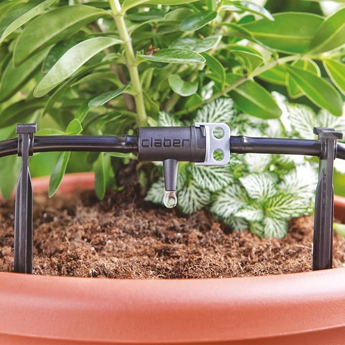 Claber 8054 Oasis Evolution Watering Well