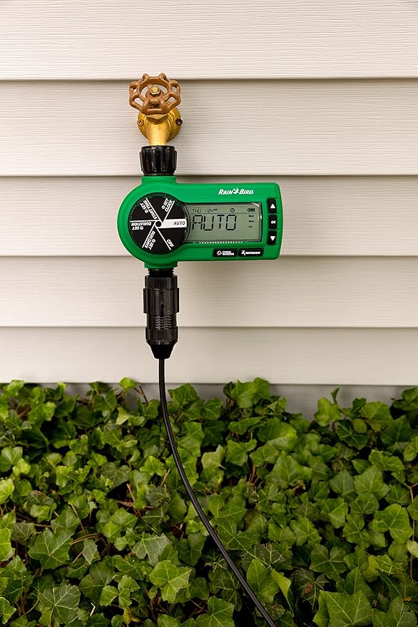 Rain Bird 1ZEHTMR Professional Grade Electronic Digital Hose End Timer/Controller, One Zone/Station, Battery Operated, Digital with Plastic Inlet/Outlet