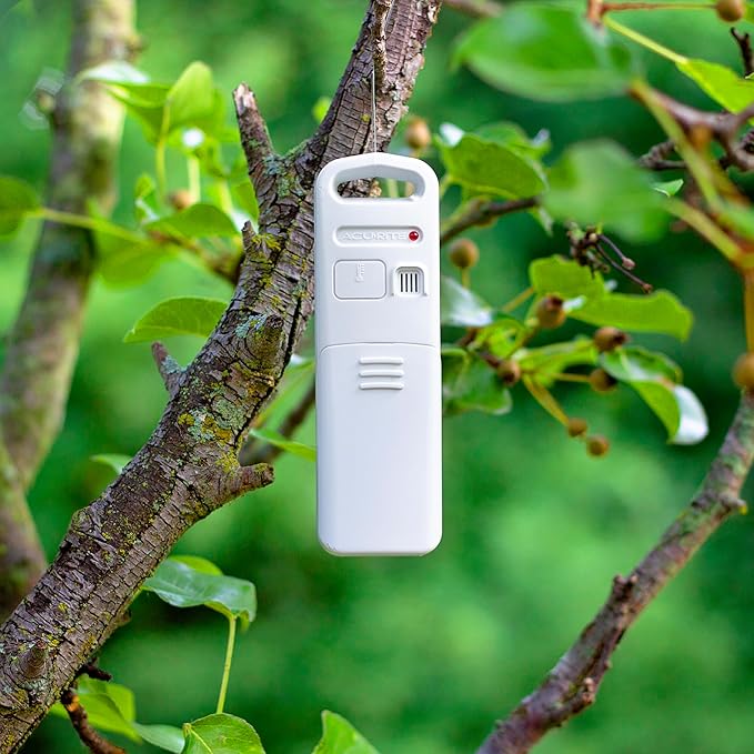 AcuRite 02041M Color Weather Station with Forecast, Temperature, Humidity,White