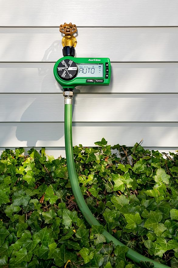 Rain Bird 1ZEHTMR Professional Grade Electronic Digital Hose End Timer/Controller, One Zone/Station, Battery Operated, Digital with Plastic Inlet/Outlet