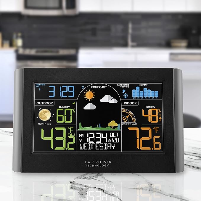La Crosse Technology S77925-INT Wireless Color Weather Station