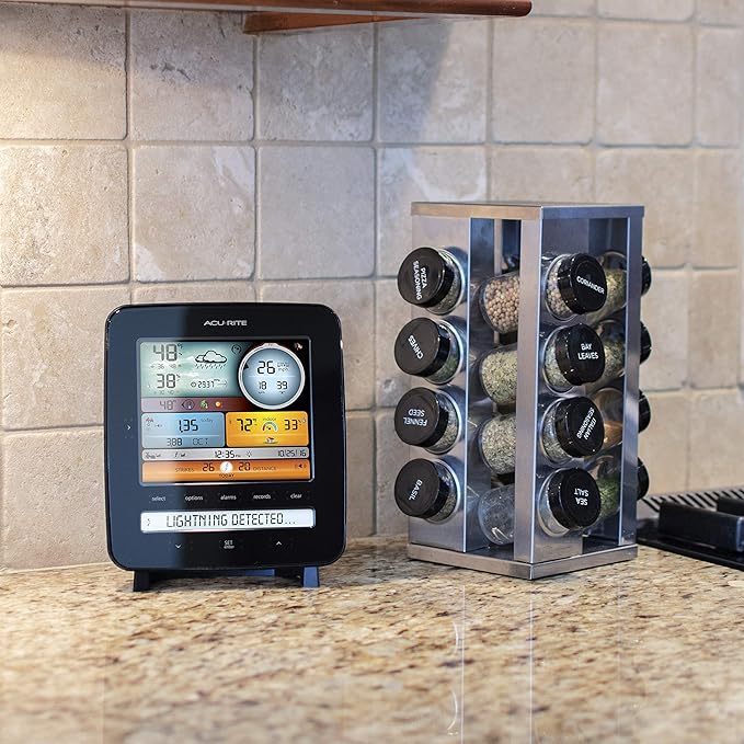 AcuRite Iris Wireless Home Weather Station, Indoor/Outdoor Temperature, Humidity, Wind Speed, Wind Direction, Rain Gauge, Lightning Detection