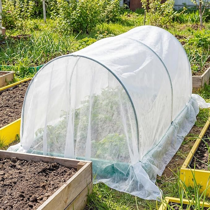 DECOHS 24 x 10 Ft Plant Sun Protection Cloth, Garden Plant Shade Cloth, Non-Woven White Light Refraction Sunshade Cloth for Protecting Plants Vegetable Rows from Direct Sunlight